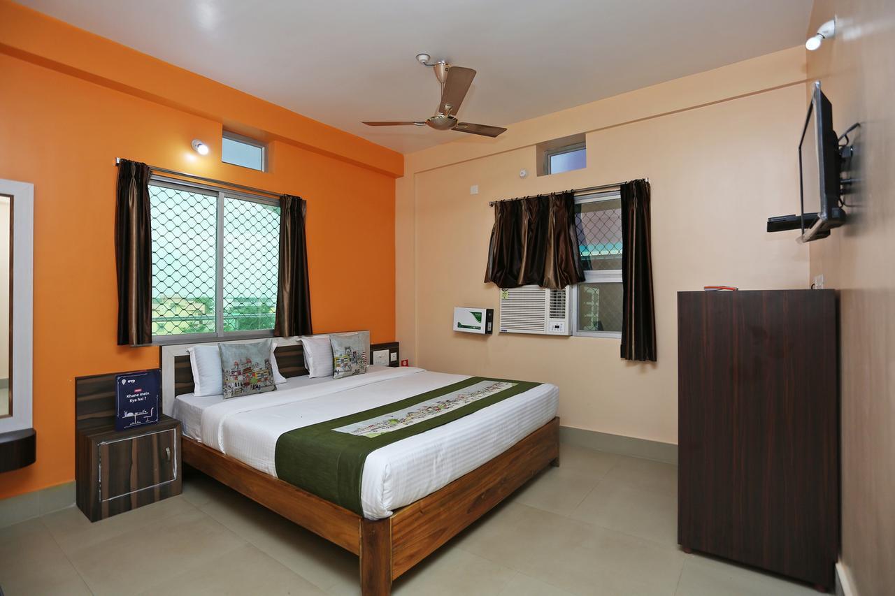 Krishna Residency Hotel ปูรี ภายนอก รูปภาพ